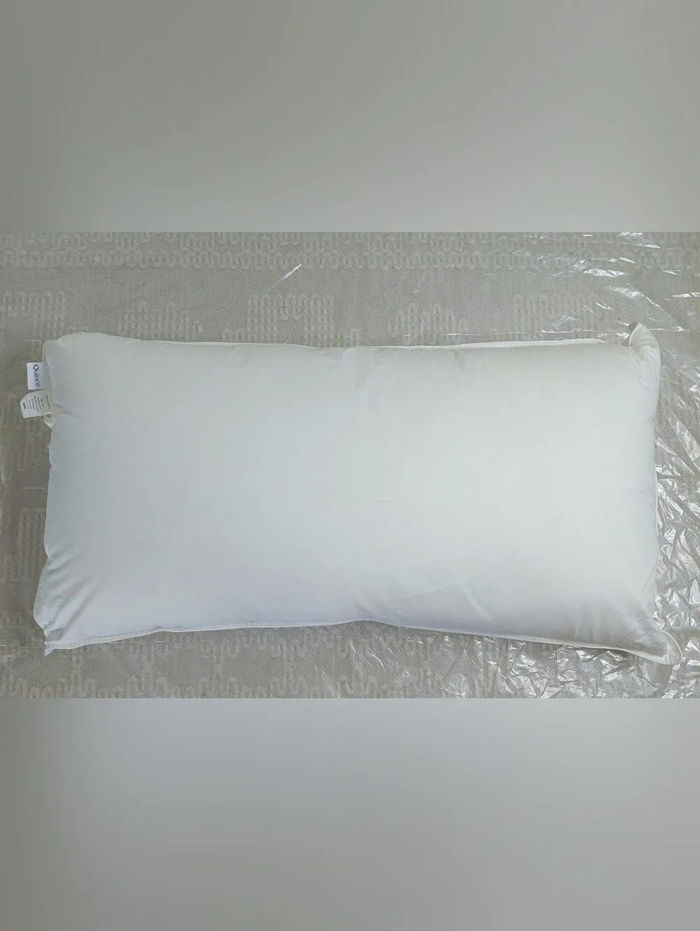 NWOT- Quince White Duck Down Premium Pillow- King (Firm) (P99)